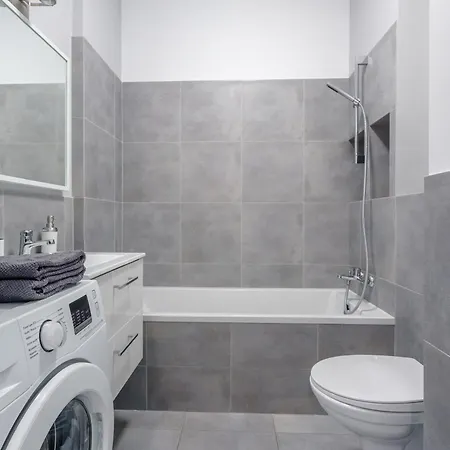 Apartament Enjoy! Wola