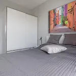 Enjoy! Wola * Βαρσοβία